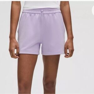 Lululemon Softstreme High-Rise Short 4" | Size 2 | EUC